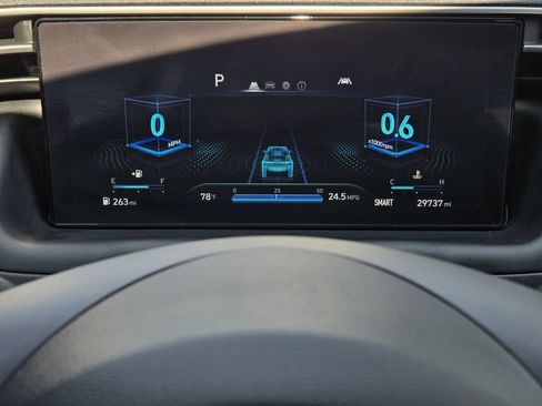 Used 2023 Hyundai Santa Cruz SEL w/ Activity Package FWD image 6