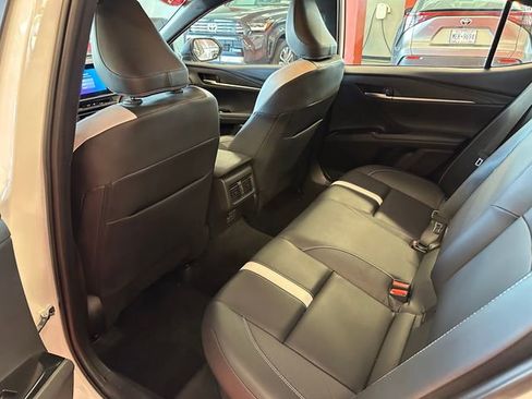 Certified 2025 Toyota Camry SE AWD/4WD image 14
