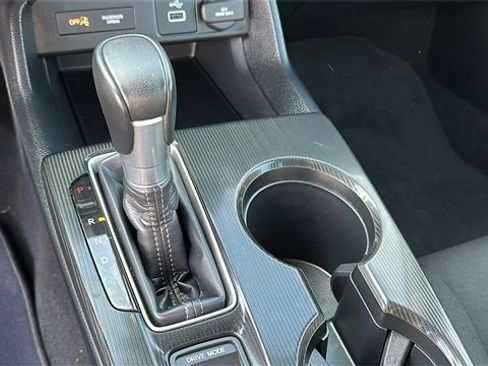 Used 2024 Honda Civic Sport image 18