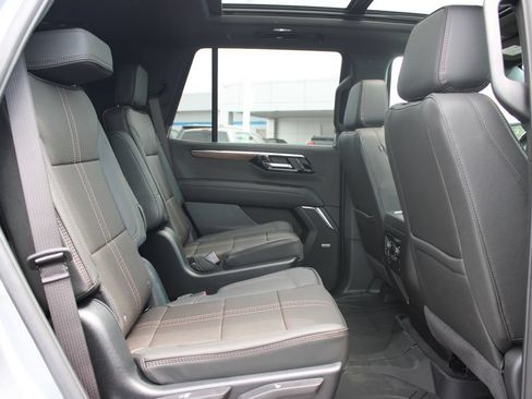 New 2026 Chevrolet Tahoe High Country AWD/4WD image 38