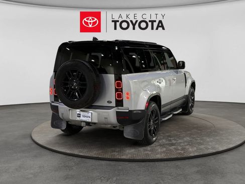 Used 2023 Land Rover Defender 110 S AWD/4WD image 9