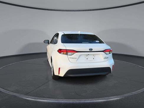 Used 2023 Toyota Corolla LE FWD image 7