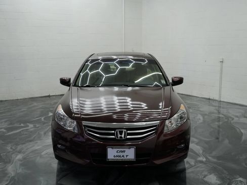 Used 2011 Honda Accord EX-L image 2