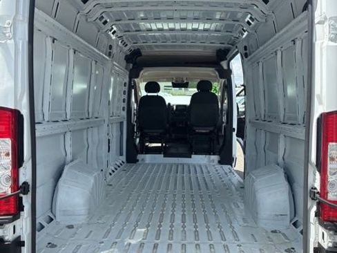 Used 2023 RAM ProMaster 3500 FWD image 13