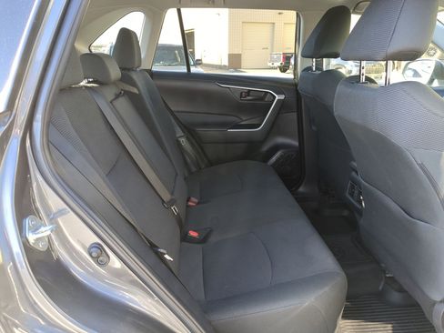 Used 2023 Toyota RAV4 LE image 31