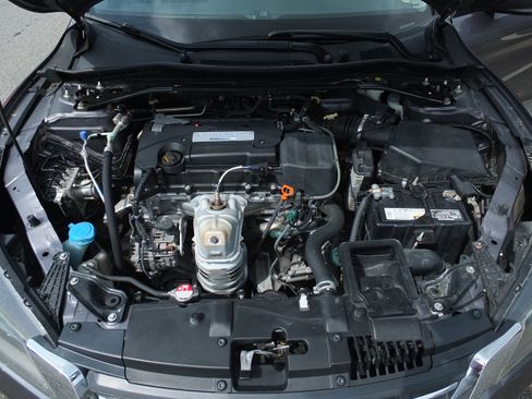 Used 2015 Honda Accord Sport image 10