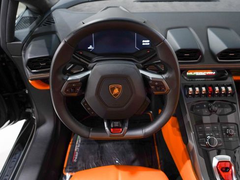 Used 2018 Lamborghini Huracan LP 580-2 image 11