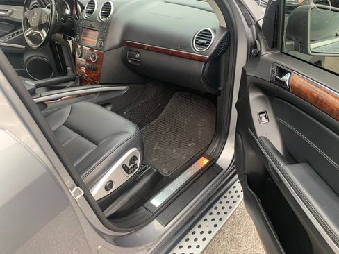 Used 2012 Mercedes-Benz GL 450 4MATIC image 17