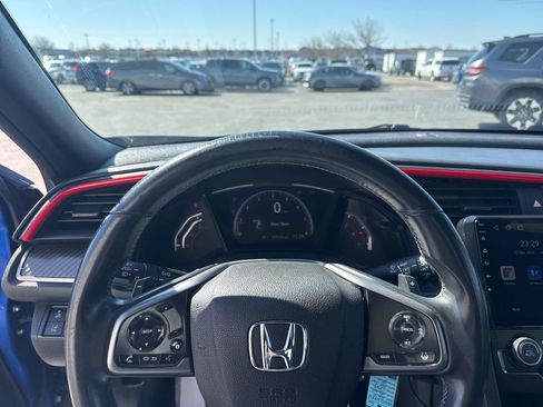 Used 2019 Honda Civic Sport image 11