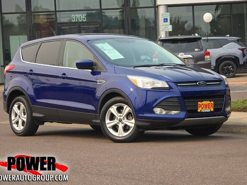 Used 2015 Ford Escape SE FWD image 1