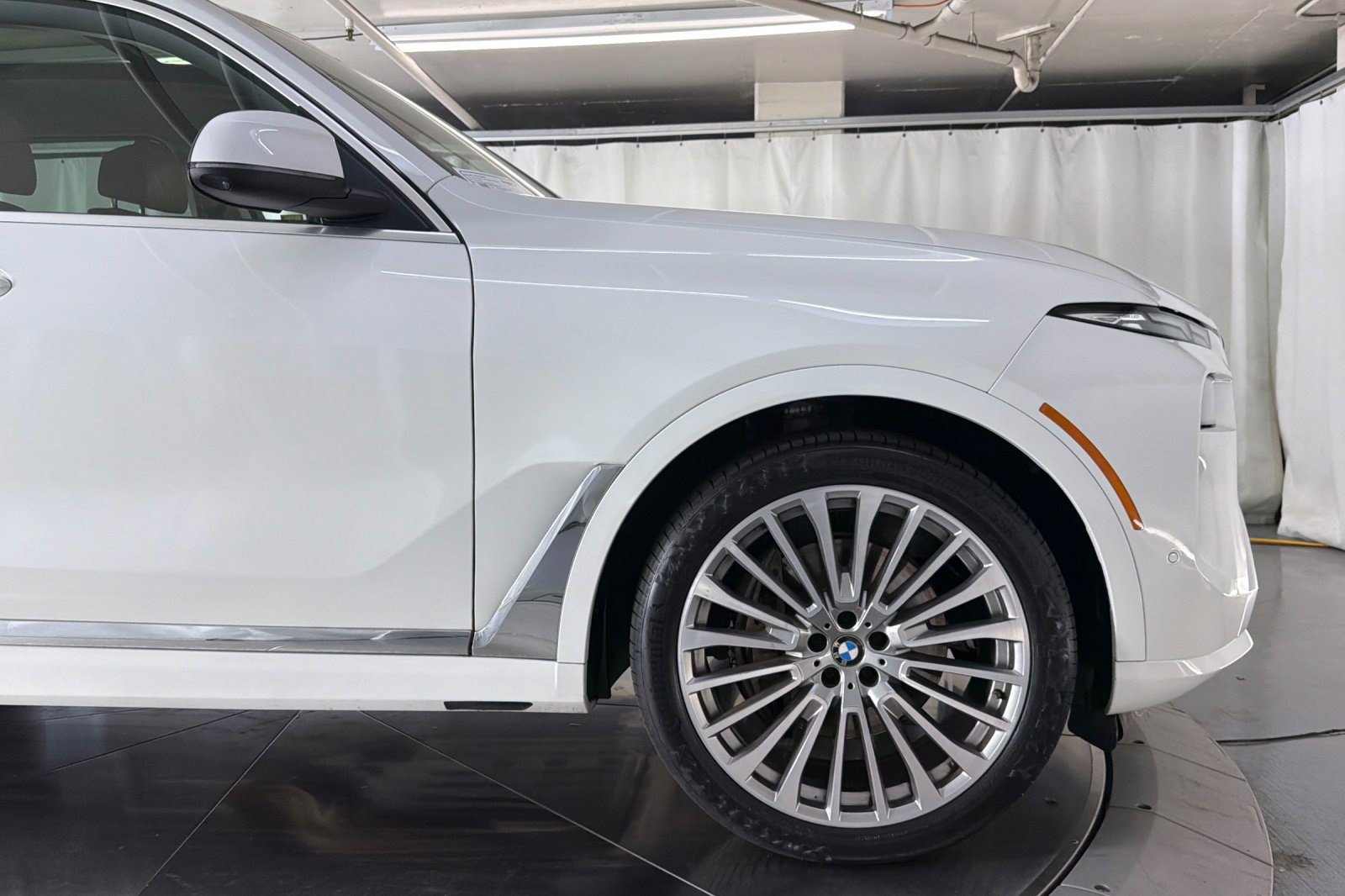 Used 2024 BMW X7 xDrive40i w/ Climate Comfort Package AWD/4WD image 33
