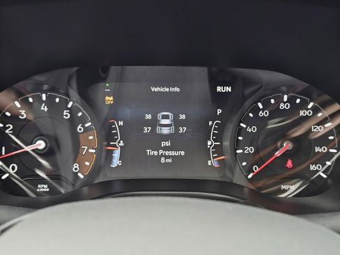 New 2026 Jeep Compass Trailhawk image 8