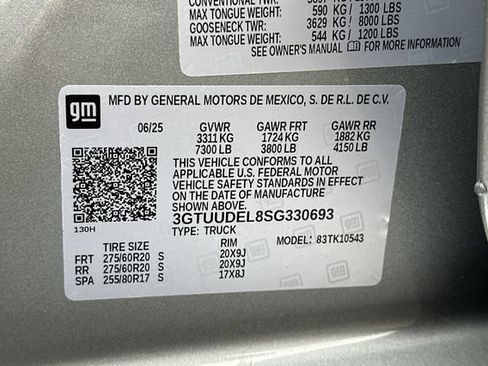 Used 2025 GMC Sierra 1500 SLT w/ SLT Premium Plus Package AWD/4WD image 58