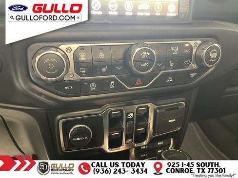 Used 2023 Jeep Gladiator Overland w/ Popular Equipment Package AWD/4WD image 27