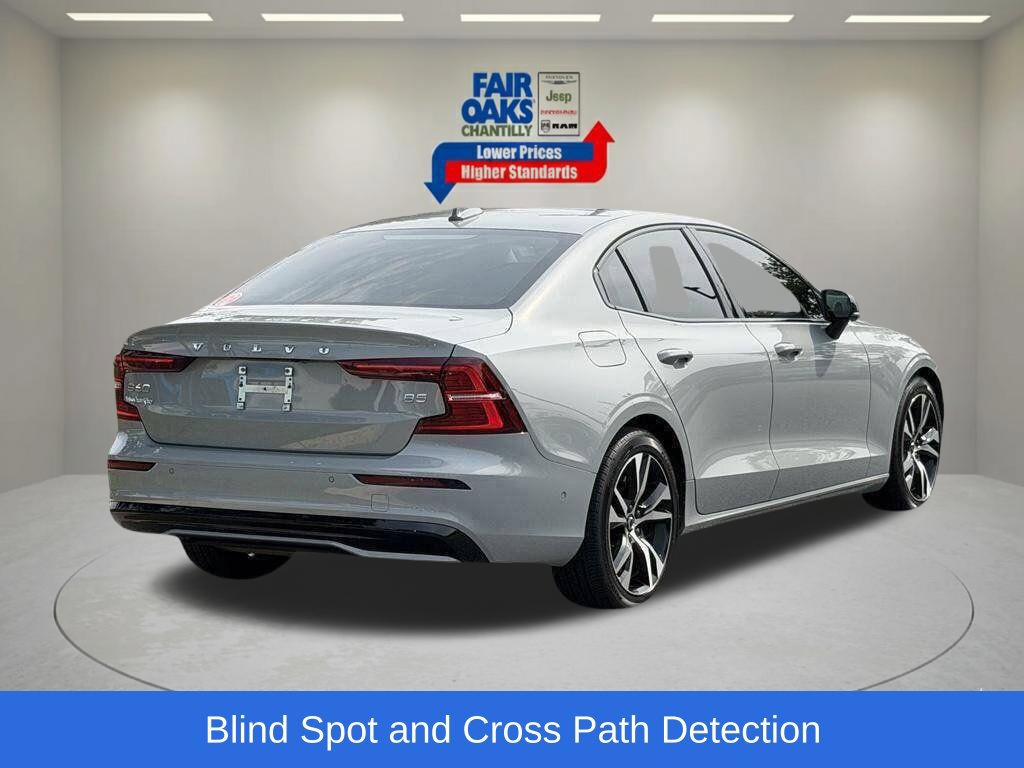 Used 2025 Volvo S60 B5 Plus FWD image 7