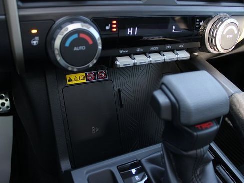 Used 2025 Toyota Tacoma Limited image 26