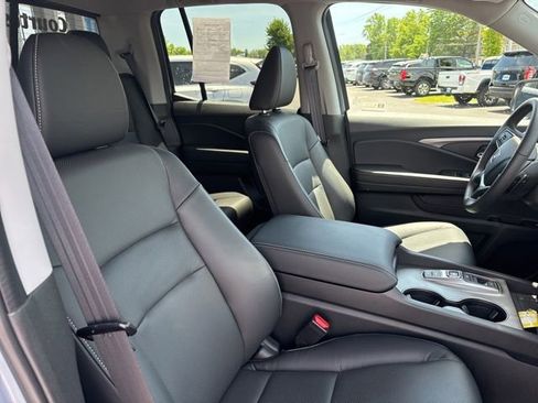 Used 2025 Honda Ridgeline RTL image 15