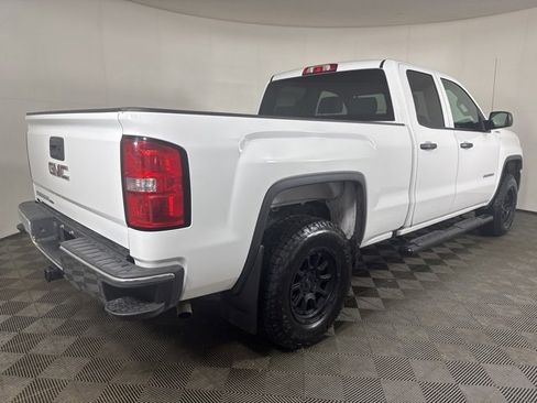 Used 2019 GMC Sierra 1500 Limited w/ Sierra Convenience Package image 3