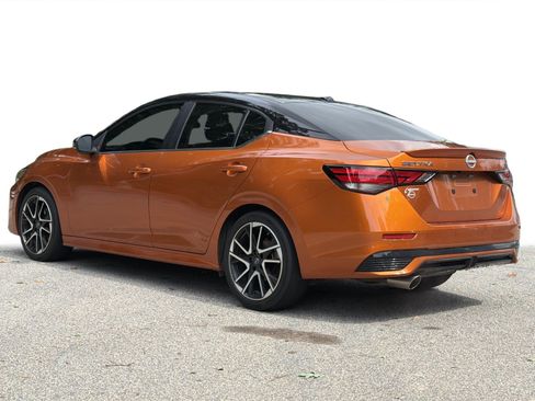 Used 2024 Nissan Sentra SR w/ SR Premium Package FWD image 24