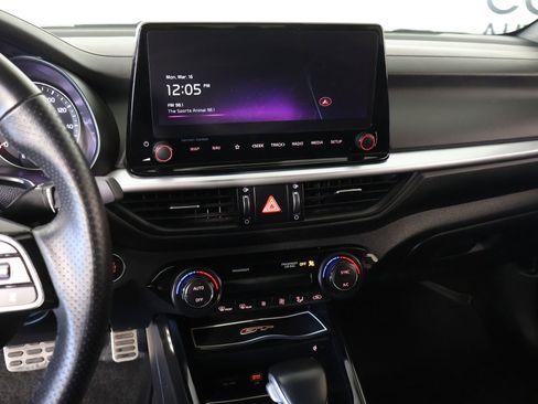 Used 2024 Kia Forte GT-Line w/ GT-Line Premium Package image 5