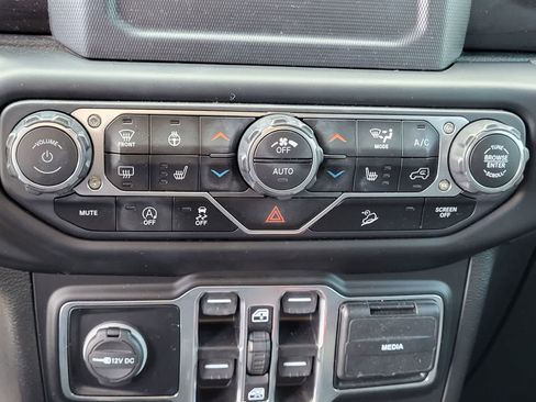 Used 2020 Jeep Wrangler Unlimited Sport AWD/4WD image 20