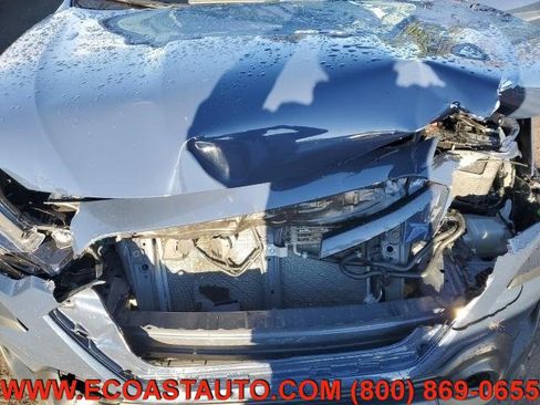 Used 2024 Subaru Outback Premium AWD/4WD image 6
