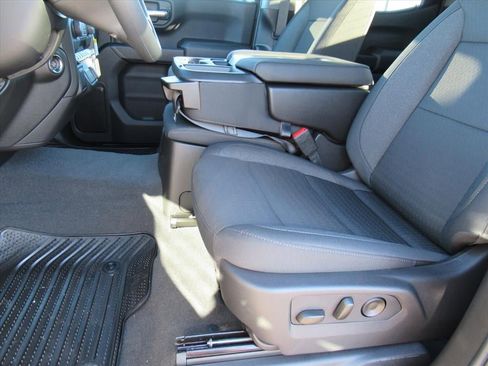 New 2026 Chevrolet Silverado 1500 Custom AWD/4WD image 16
