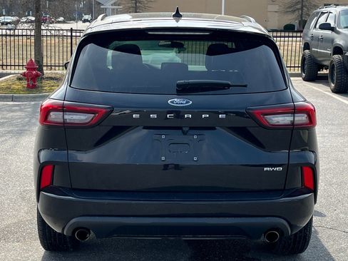 Used 2024 Ford Escape ST-Line image 7