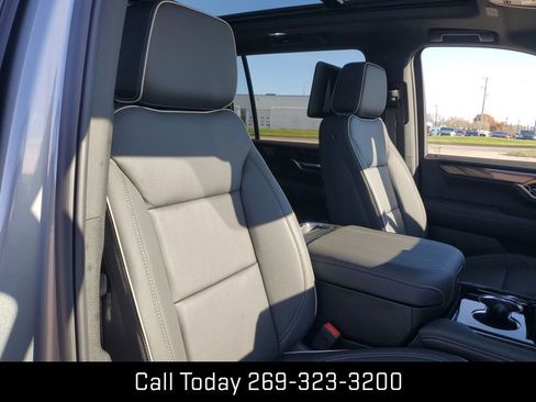 New 2026 GMC Yukon XL Elevation w/ Elevation Premium Package image 31