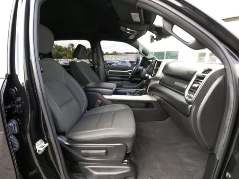 Used 2025 RAM 1500 Big Horn AWD/4WD image 41