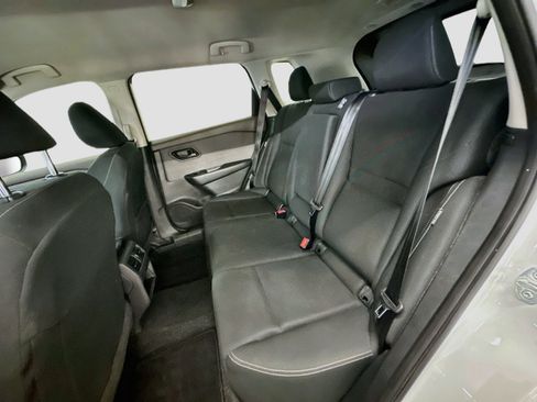 Used 2023 Nissan Rogue S AWD/4WD image 28