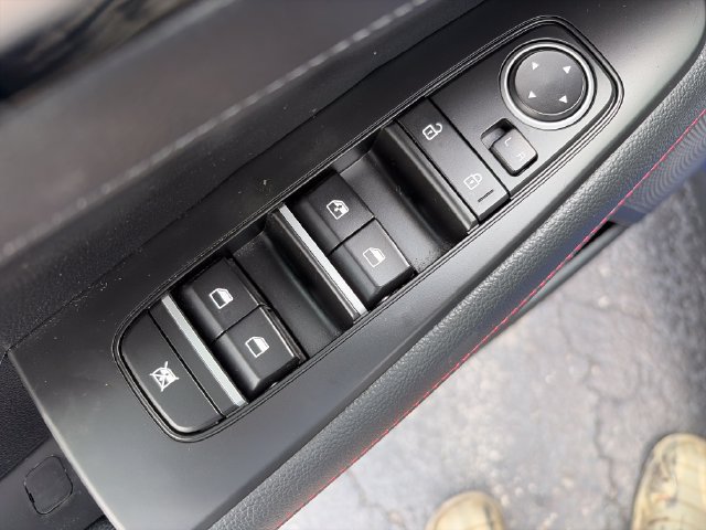 Used 2024 Kia Forte GT FWD image 11