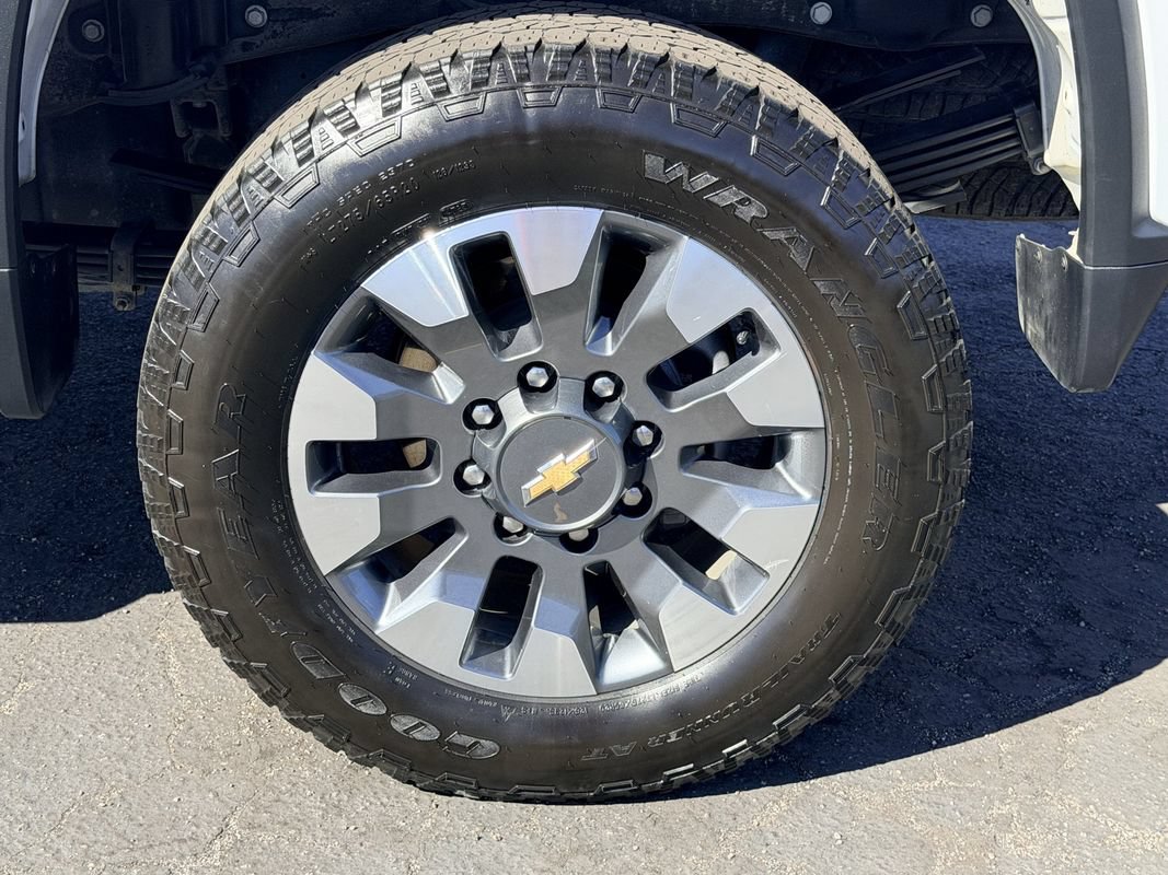 Used 2021 Chevrolet Silverado 3500 LT w/ Fleet Comfort Package AWD/4WD image 11