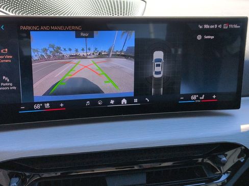 Used 2025 BMW 330i Sedan w/ Premium Package image 25