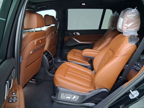 New 2026 BMW X7 xDrive40i w/ M Sport Package image 14