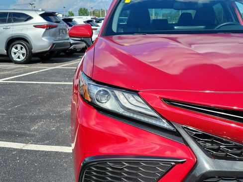 Certified 2021 Toyota Camry XSE FWD image 7