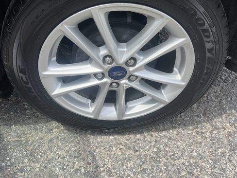 Used 2016 Ford Focus SE FWD image 16