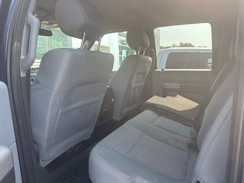 Used 2016 Ford F250 XLT w/ XLT Premium Package AWD/4WD image 8
