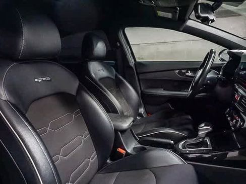 Used 2023 Kia Forte GT-Line image 17