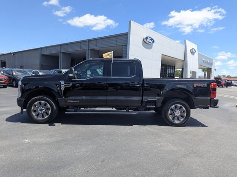 Certified 2025 Ford F250 King Ranch AWD/4WD image 9