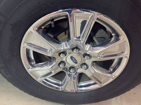 Used 2017 Ford F150 XLT w/ Equipment Group 302A Luxury image 29