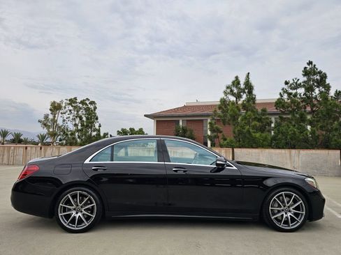 Used 2018 Mercedes-Benz S 560 Sedan image 6