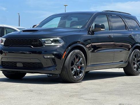Used 2022 Dodge Durango SRT w/ Technology Group AWD/4WD image 7