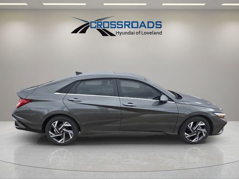 New 2026 Hyundai Elantra Limited image 6