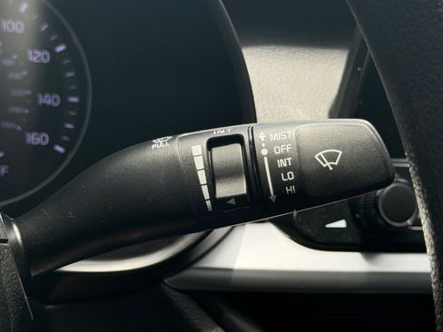 Used 2024 Kia Forte LXS w/ LXS Technology Package FWD image 34
