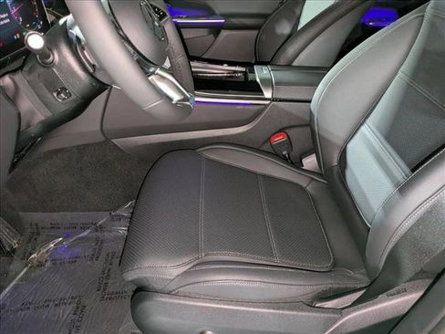 New 2026 Mercedes-Benz GLC 300 image 4