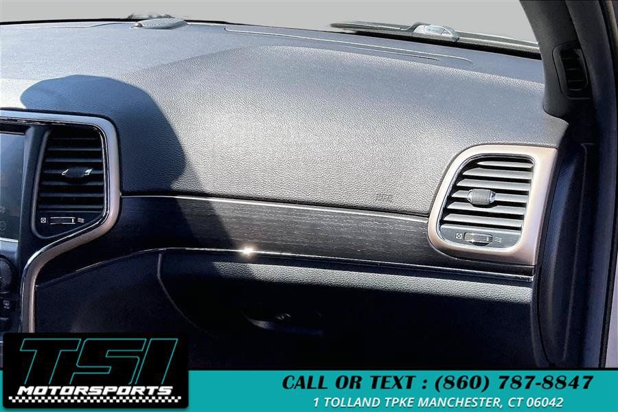 Used 2014 Jeep Grand Cherokee Limited AWD/4WD image 16