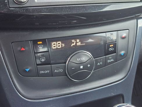 Used 2019 Nissan Sentra SR image 22