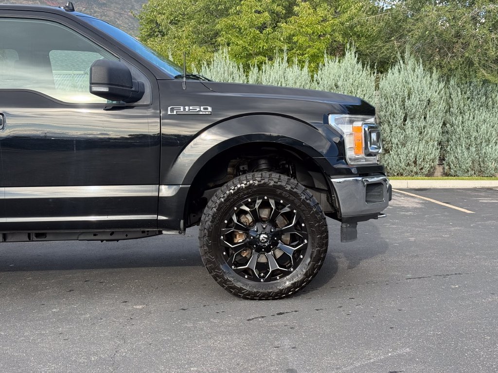 Used 2018 Ford F150 XLT w/ Equipment Group 302A Luxury AWD/4WD image 6