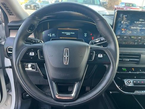 Used 2025 Lincoln Corsair Reserve w/ Equipment Group 202A image 19